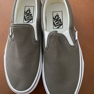 Brand new Vans slip-on